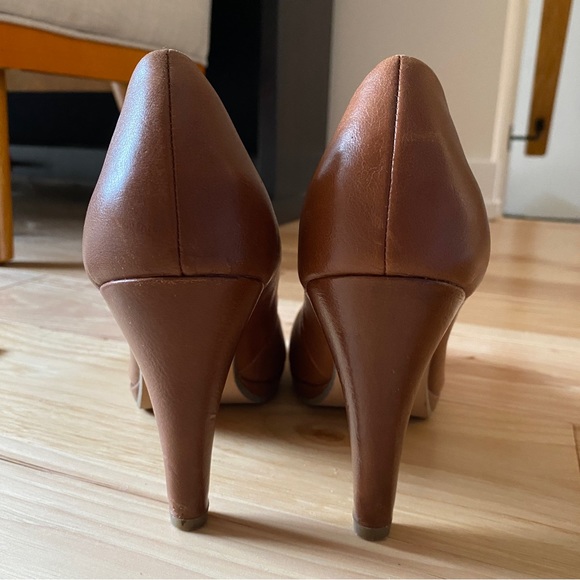 Camel Brown Jessica Simpson Heels Size 7.5 - Picture 5 of 6